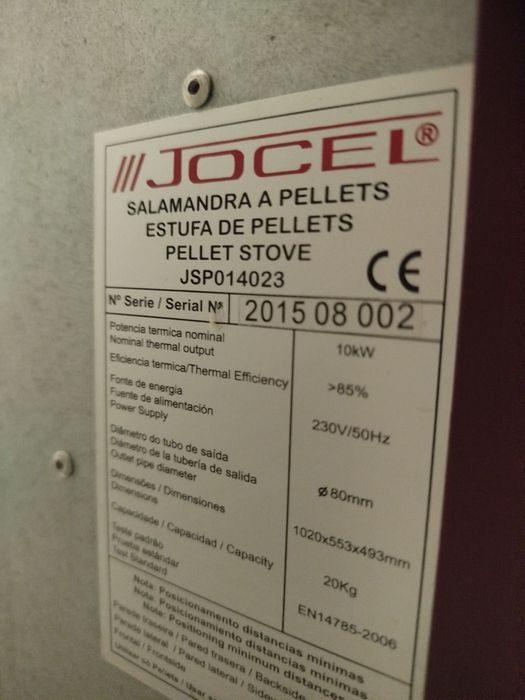 Salamandra a pellets Jocel
