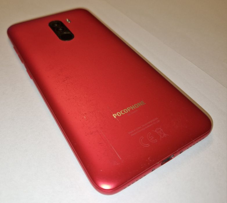 Wspaniały telefon Pocophone F1   6/64