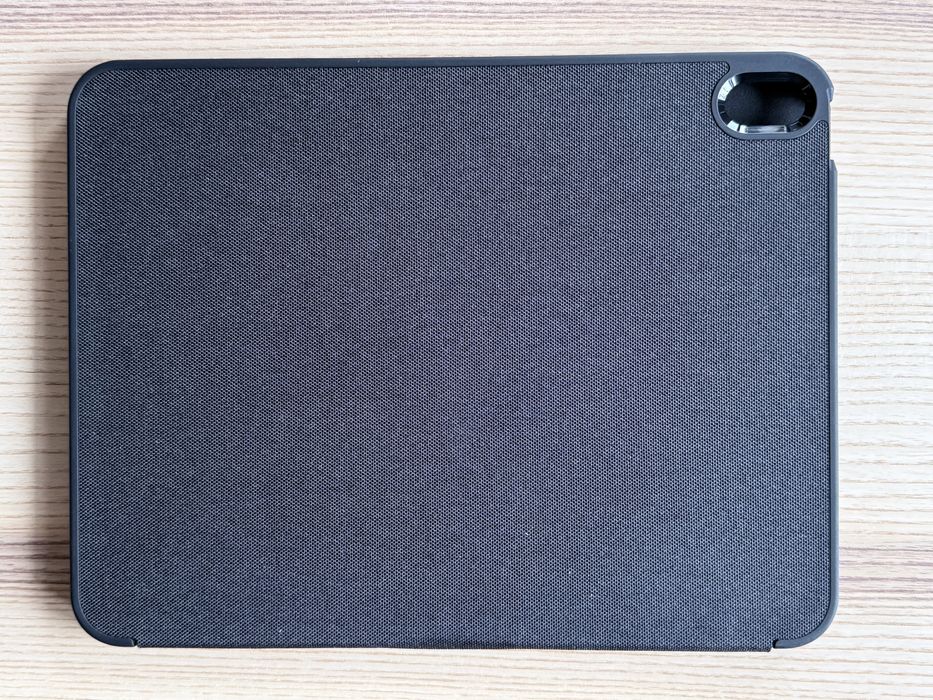 Etui Spigen Urban Fit do iPad