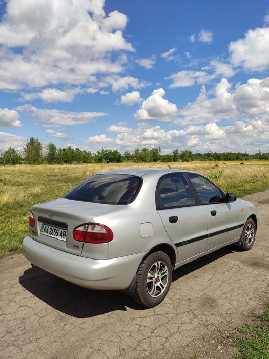 продам автомобиль lanos
