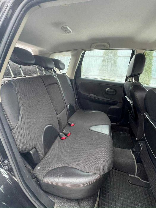 продам автомобіль Ніссан Ноут