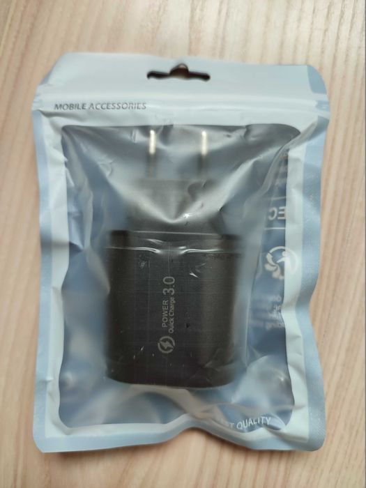 Швидка турбо-зарядка для планшету, телефону Power Quick Charge 3.0