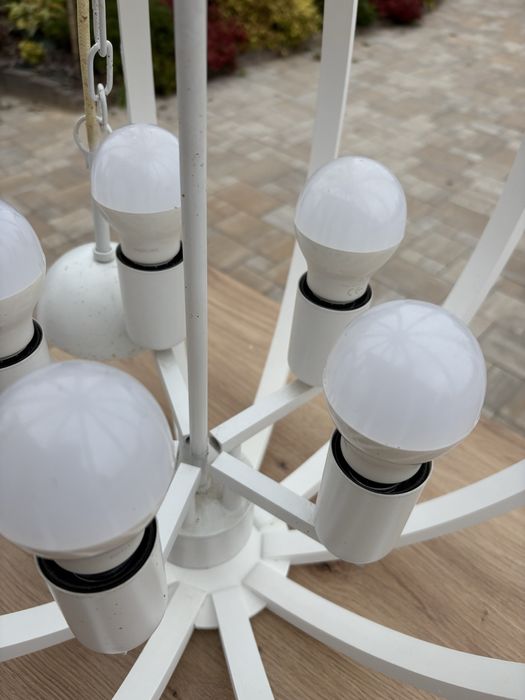 Lampa biała okrągła