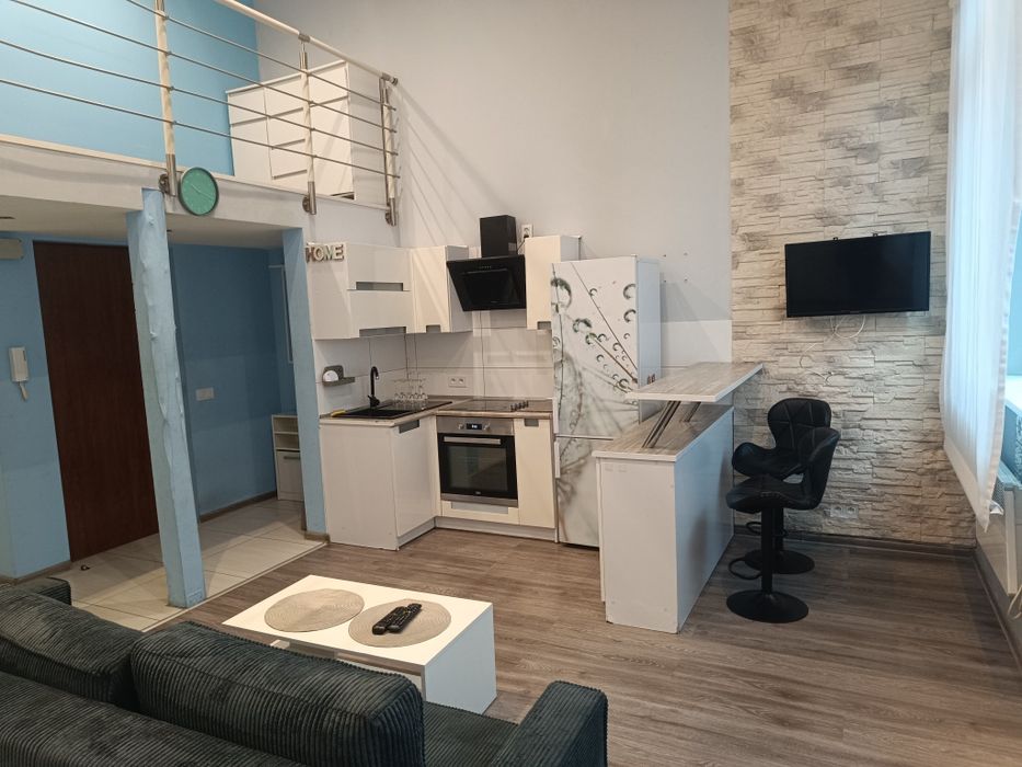 Wynajmę mieszkanie ,2 pokoje z antresolą. 43m2  Umeblowane, klimatyzacja