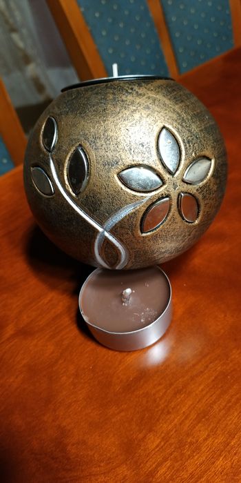 Piękny świecznik na tea light.