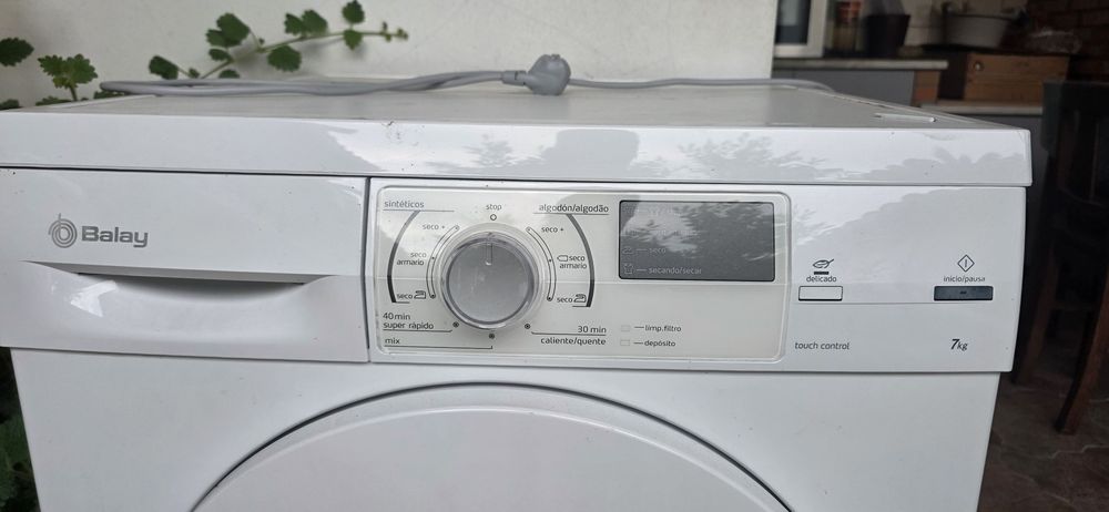 Máquina de secar roupa Balay