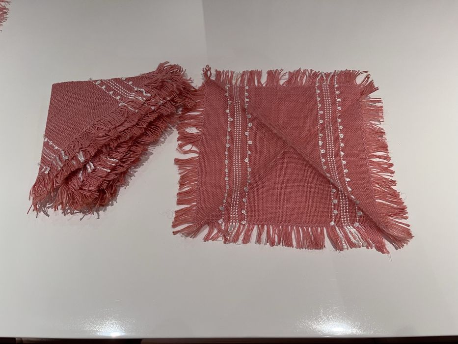 Vintage Tablecloth425605992180633602