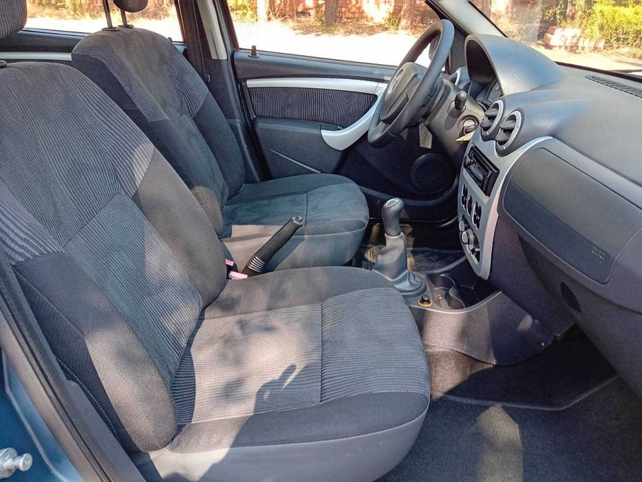 Dacia Sandero 2009