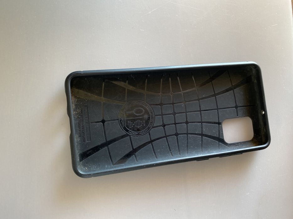 Capa Sansung Galaxy A31 Spigen