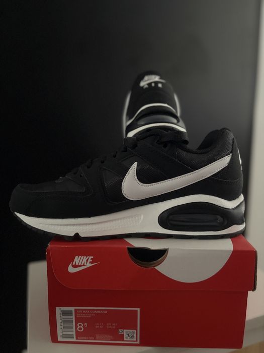 Nike WMNS AIR MAX Command