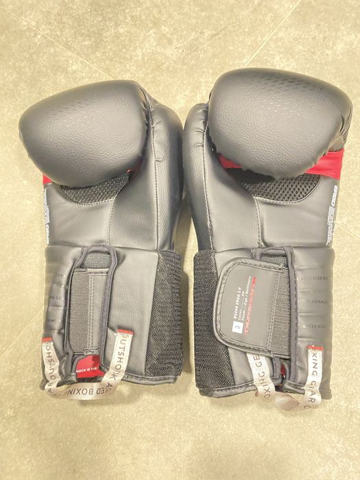 Luvas de boxe OUTSHOCK BGS 500 ERGO 2.0 (16oz)