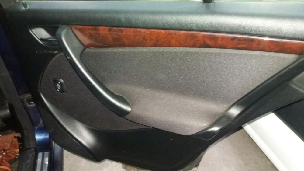 Mercedes c 220 CDI 1999 todas as peças