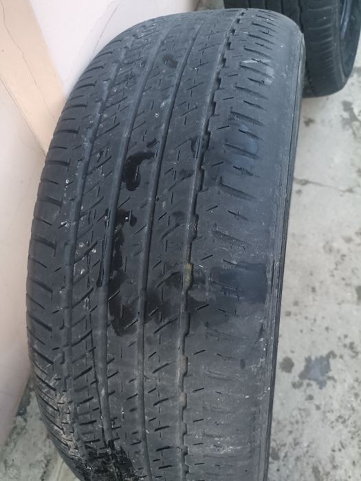 Продам летние шины Bridgestone Dueler