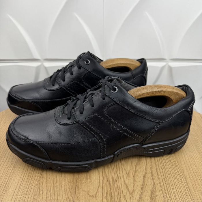 Оригінальні шкіряні туфлі Clarks air active