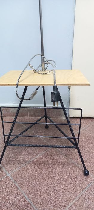Lampa PRL gazetnik odświeżona