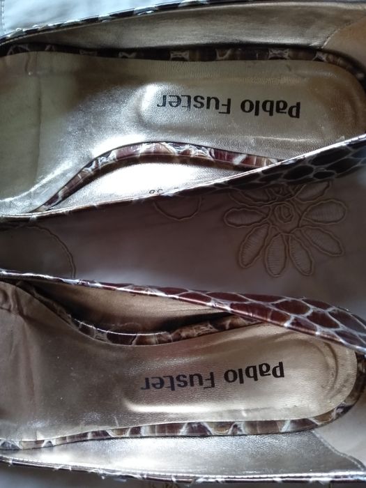 Piękne skórzane buty Pablo Fuster bez palca jak NOWE 36