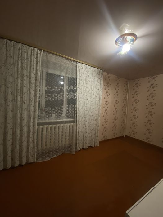 Продаж 3 кімнатної квартири в центрі міста на 2 поверсі