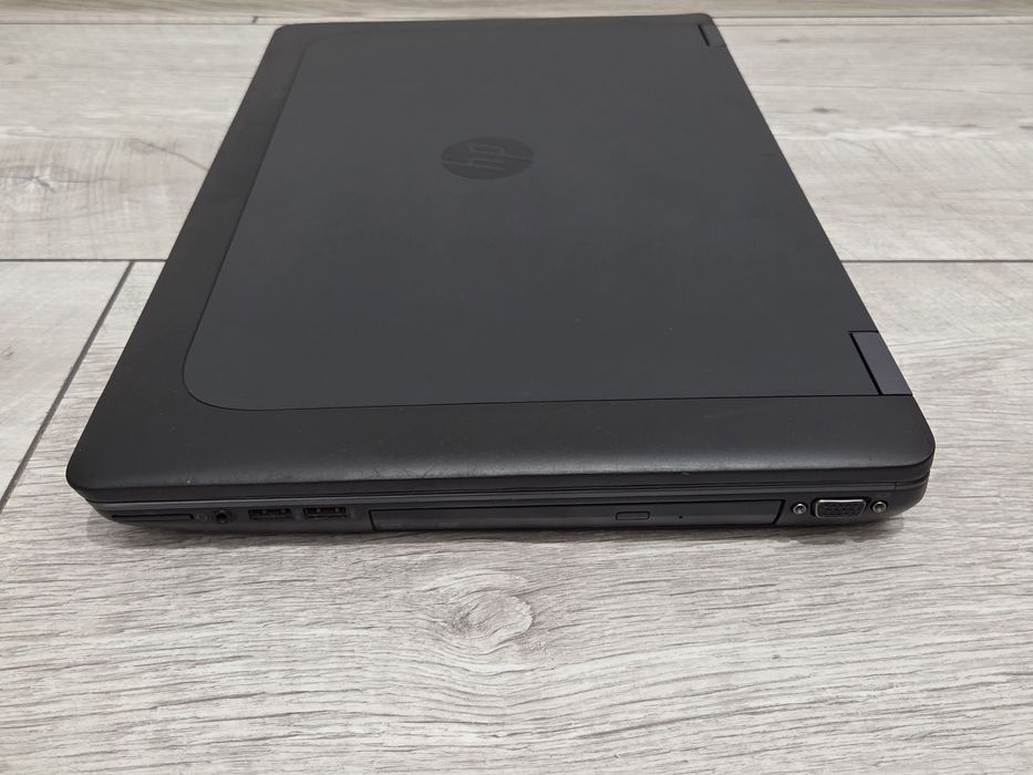 Workstation HP Zbook 17 G2 Intel i7 16GB  ssd 256 HDD 1TB  quadro win
