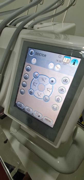 Equipamento dentário de clinica dentária, Cadeira, Ortopantomografo, rvg, autoclave motor implantes KAVO recheio