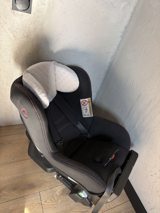 Fotelik takata z baza isofix