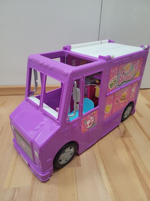 Kamper foodtruck Barbie