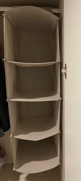 Arrumação para roupeiro com 4 compartimentos