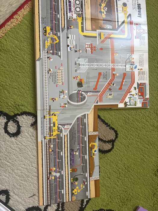 Дитяча книга про будівницво літаків, мостів, метро з рухомими елемента