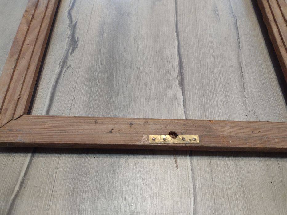 Sprzedam drewnianą ramkę 95 cmx44.5 cm