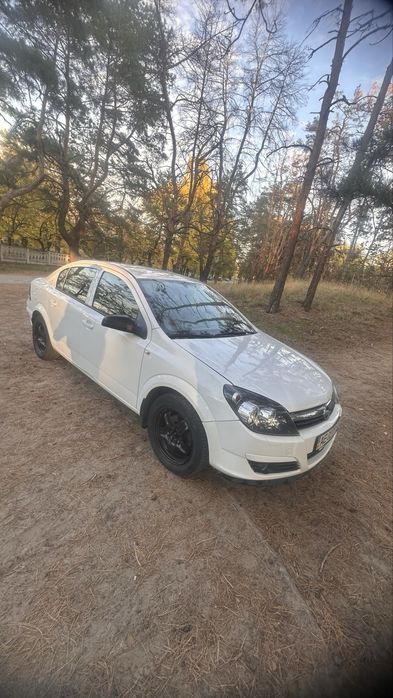 Opel Astra 2012