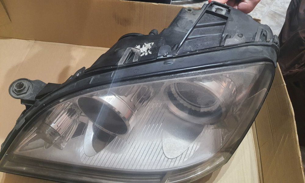 Farois Bi Xenon ML 4Matic