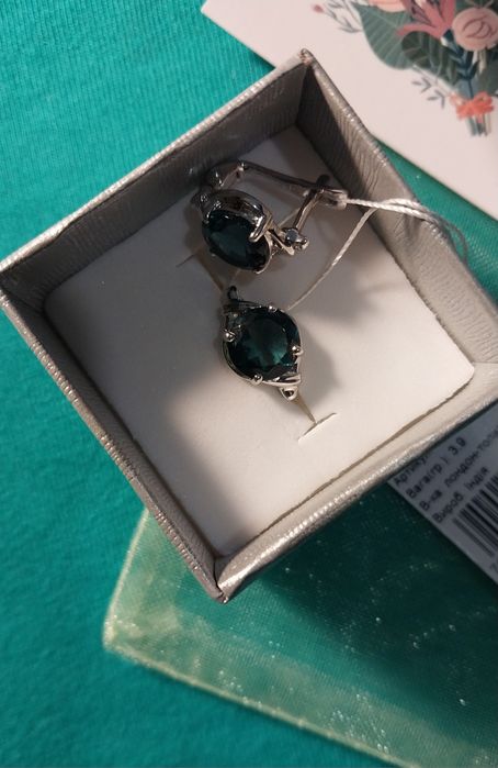 Каблучка р.18 і сережки срібні натур.Лондонтопаз,ціна за набор 3495грн