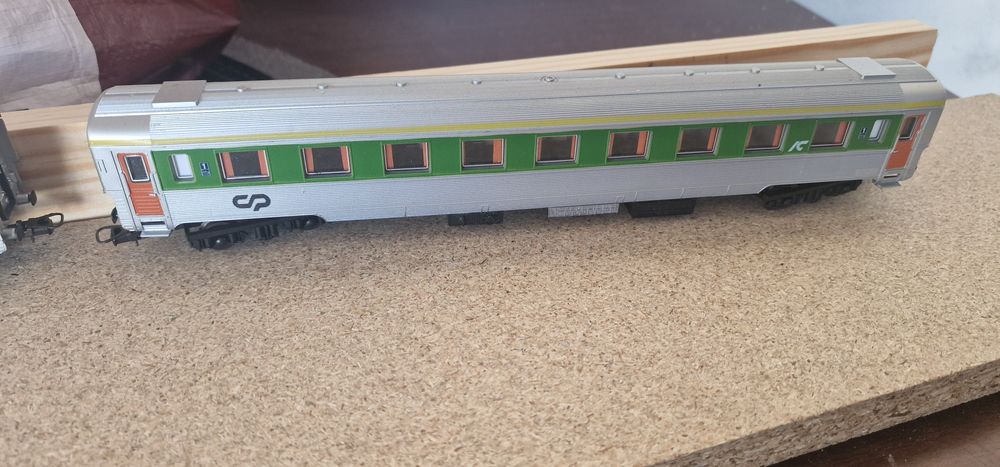 Alguns comboios para venda preços  telefone.