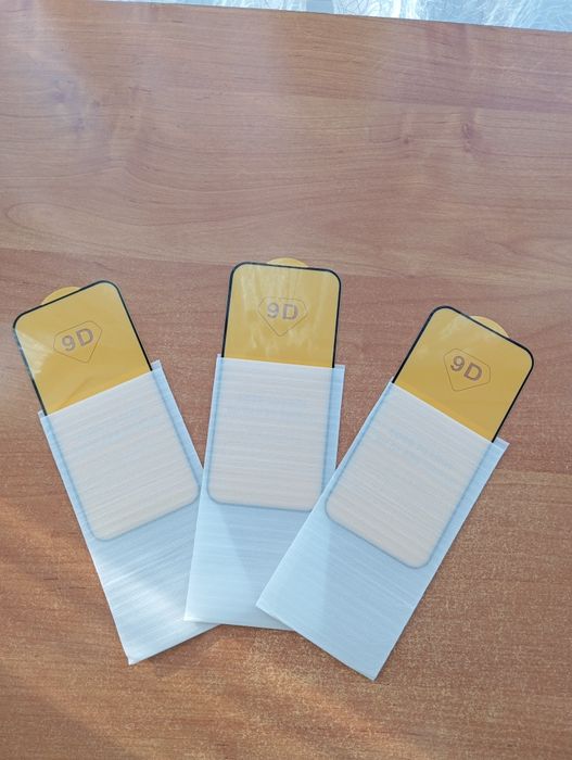 Захисне скло на iPhone 17 Pro Max. Нове.