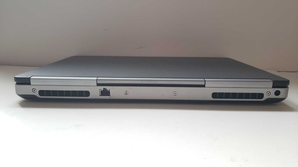 Ноутбук Dell Precision 7520 IPS i7-6820HQ 32GB 128GB +480Gb nVidia 4Gb