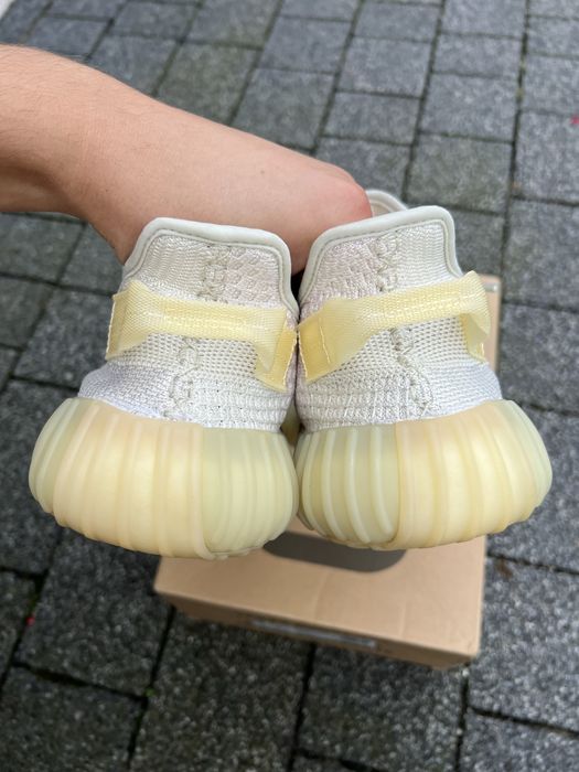Adidas Yeezy Boost 350 V2 Light sneakersy niskie jasne 43 1/3