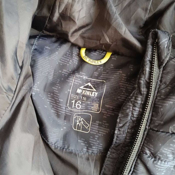Демісезонна куртка McKinley, р.176 на 14-15 років