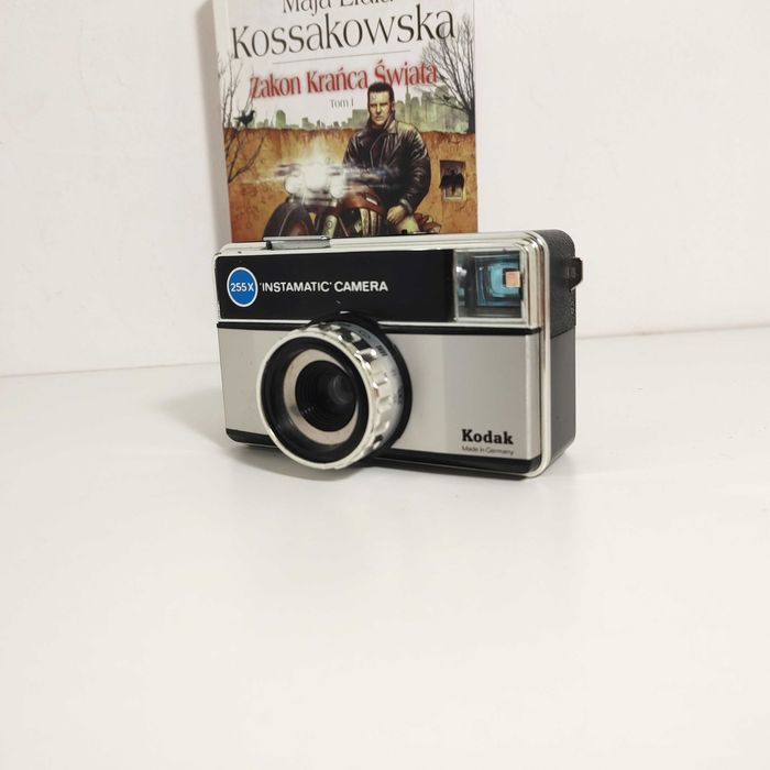 Kolekcjonerski Aparat foto Kodaka KODAK Instamatic 255X z 1970 roku