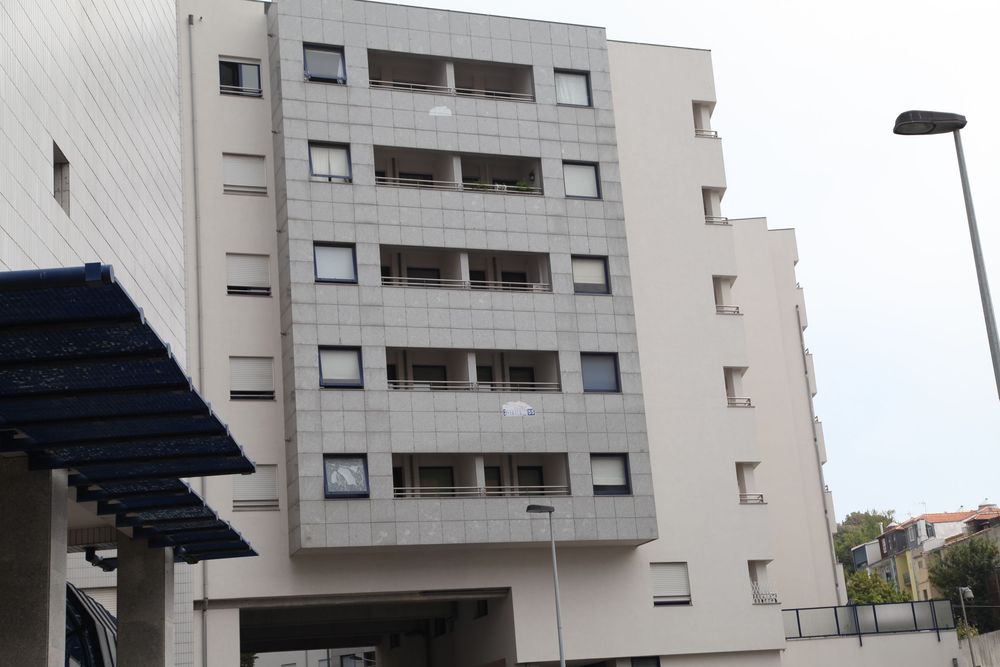 Arrenda-se Apartamento T1 Praça Galiza Porto
