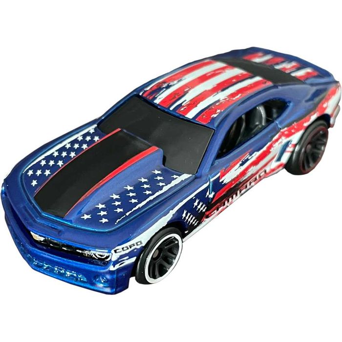 Hot Wheels Stars And Stripes Series 2024 Samochód 2013 Copo Camaro 2/5