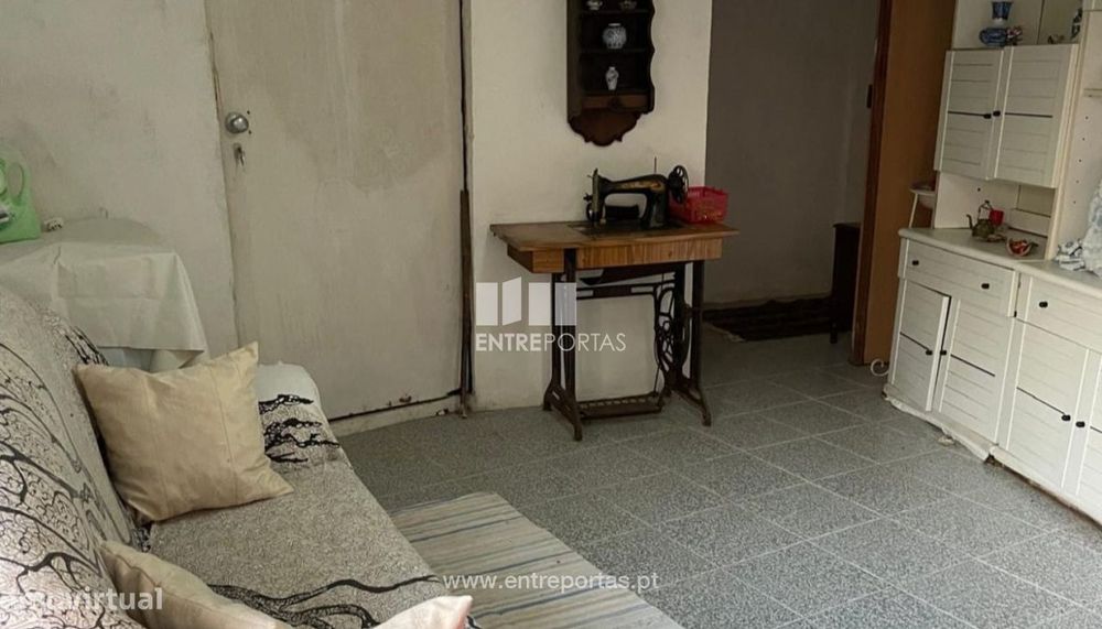 Venda Moradia V2, Fornelos, Cinfães