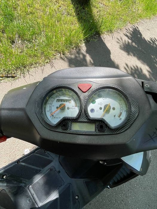 Продам скутер Viper r2