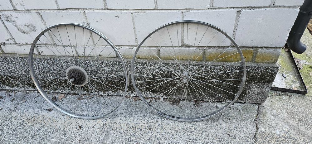 Koła do roweru 26 24 20 i 16  nie tylko 28 te na zdjęciach i inne