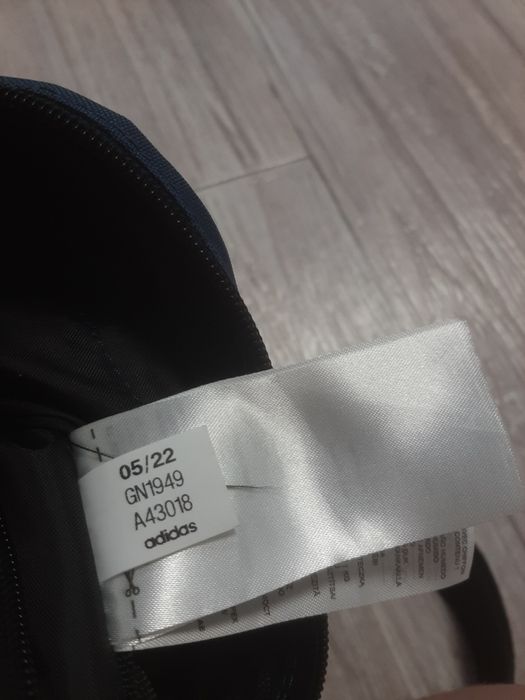 Мессенджер Adidas Essentials Originals Оригинал