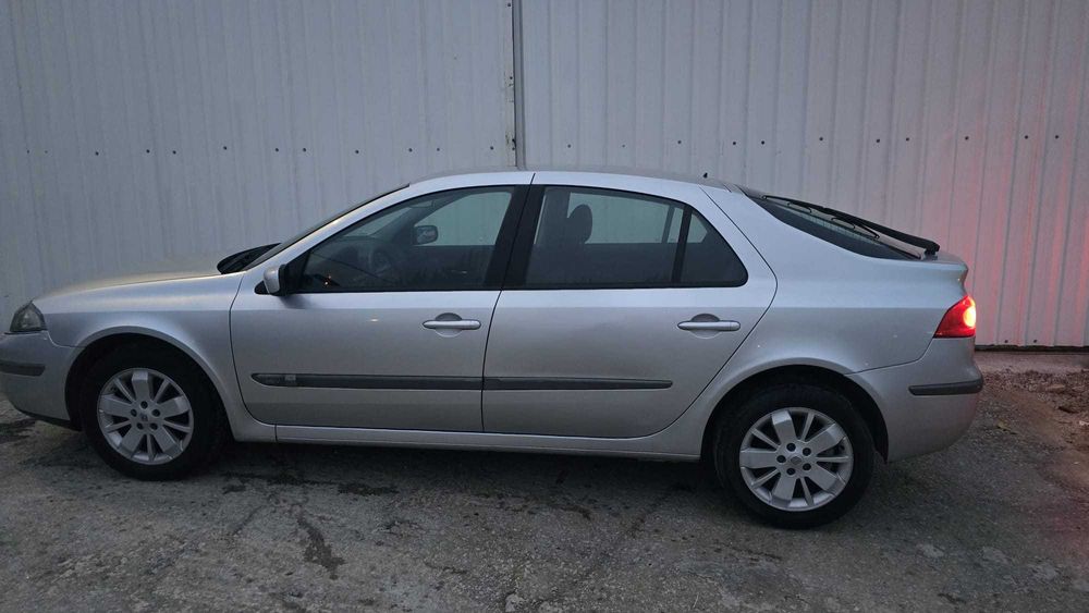 RENAULT LAGUNA 1.6i 2005