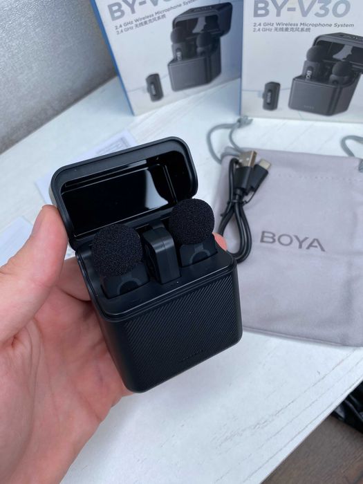 BOYA BY-V30 Бездротовий мікрофон USB-C для Android/Iphone | 2 петлички + кейс | TikTok YouTube Instagram