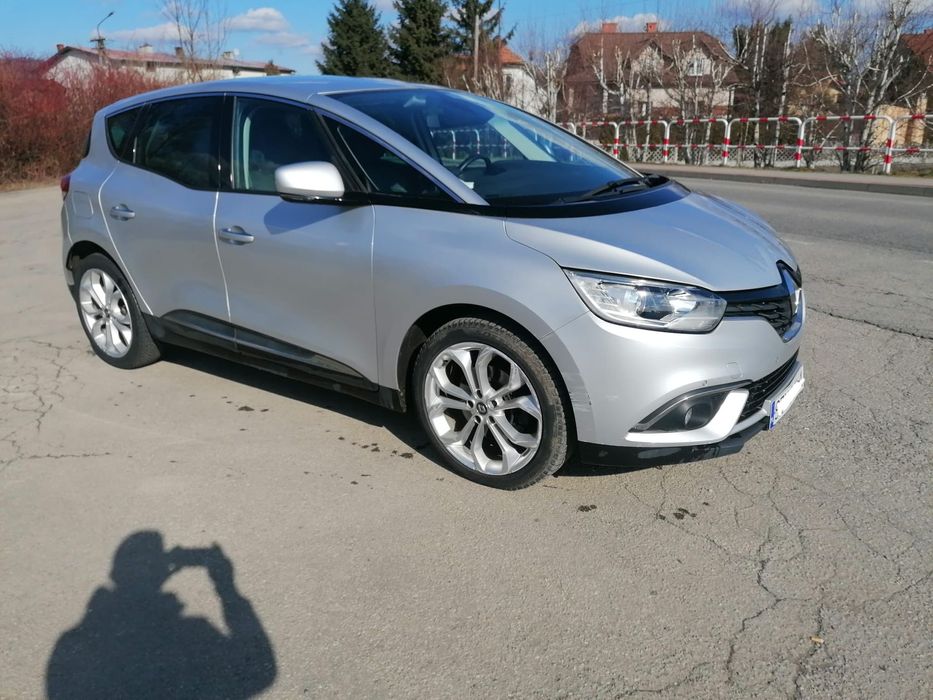 Renault Scenic Zadbany zarejestrowany ubezpieczony