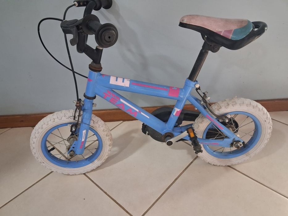 Bicicleta menina