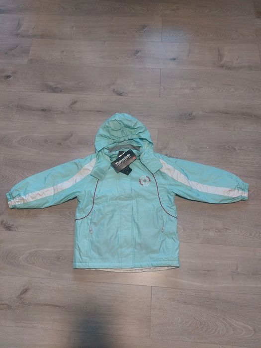 Куртка , курточка, нова