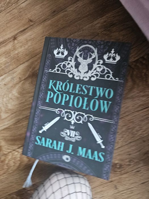 Szklany tron wydanie specjalne Sarah J Maas