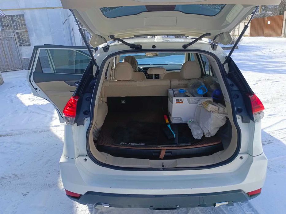 Продам NISSAN ROGUE 2017 Hybrid